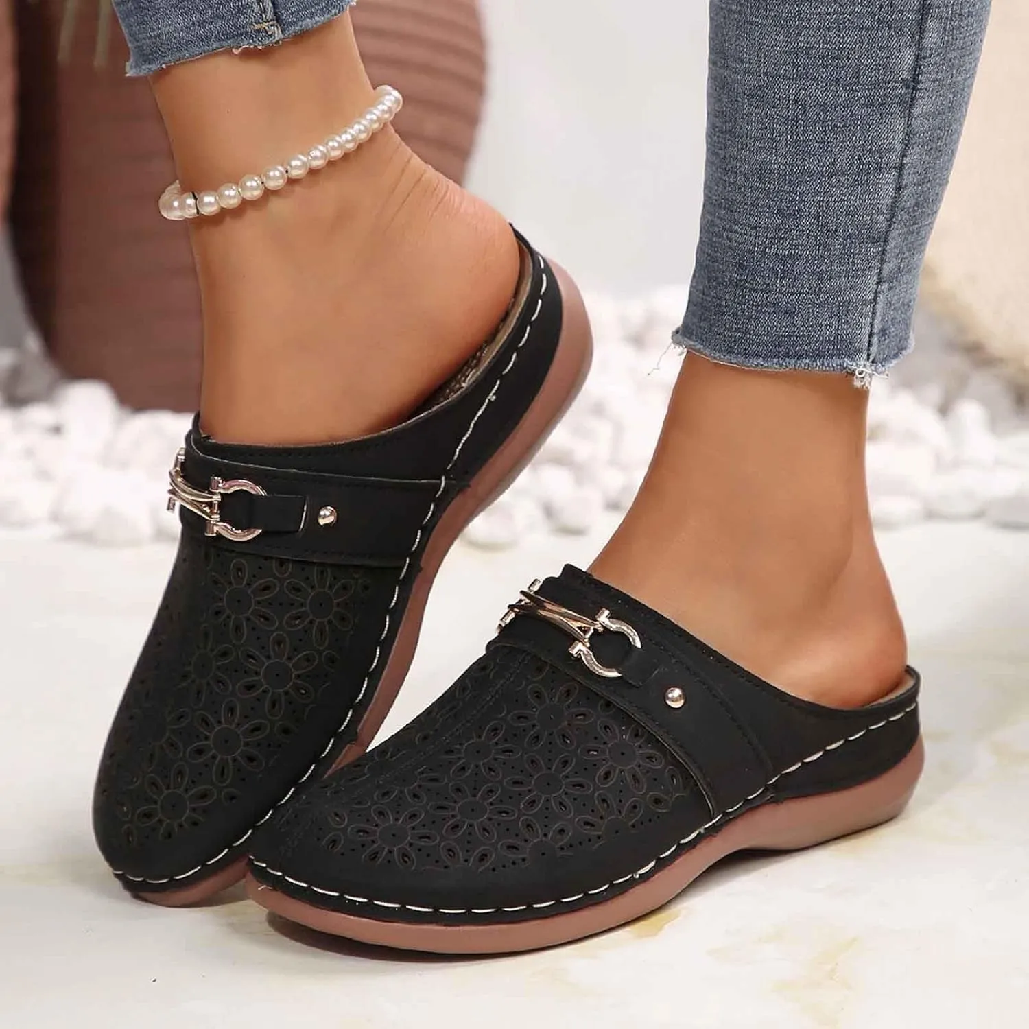 Beach Shoes Women's Slippers Seaside Vacation Flat One Slipper Sandals Sandals with Flowers Women
