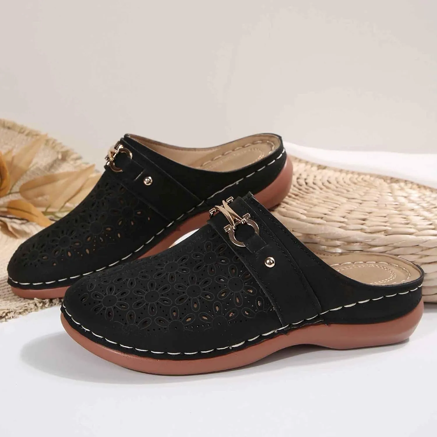 Beach Shoes Women's Slippers Seaside Vacation Flat One Slipper Sandals Sandals with Flowers Women