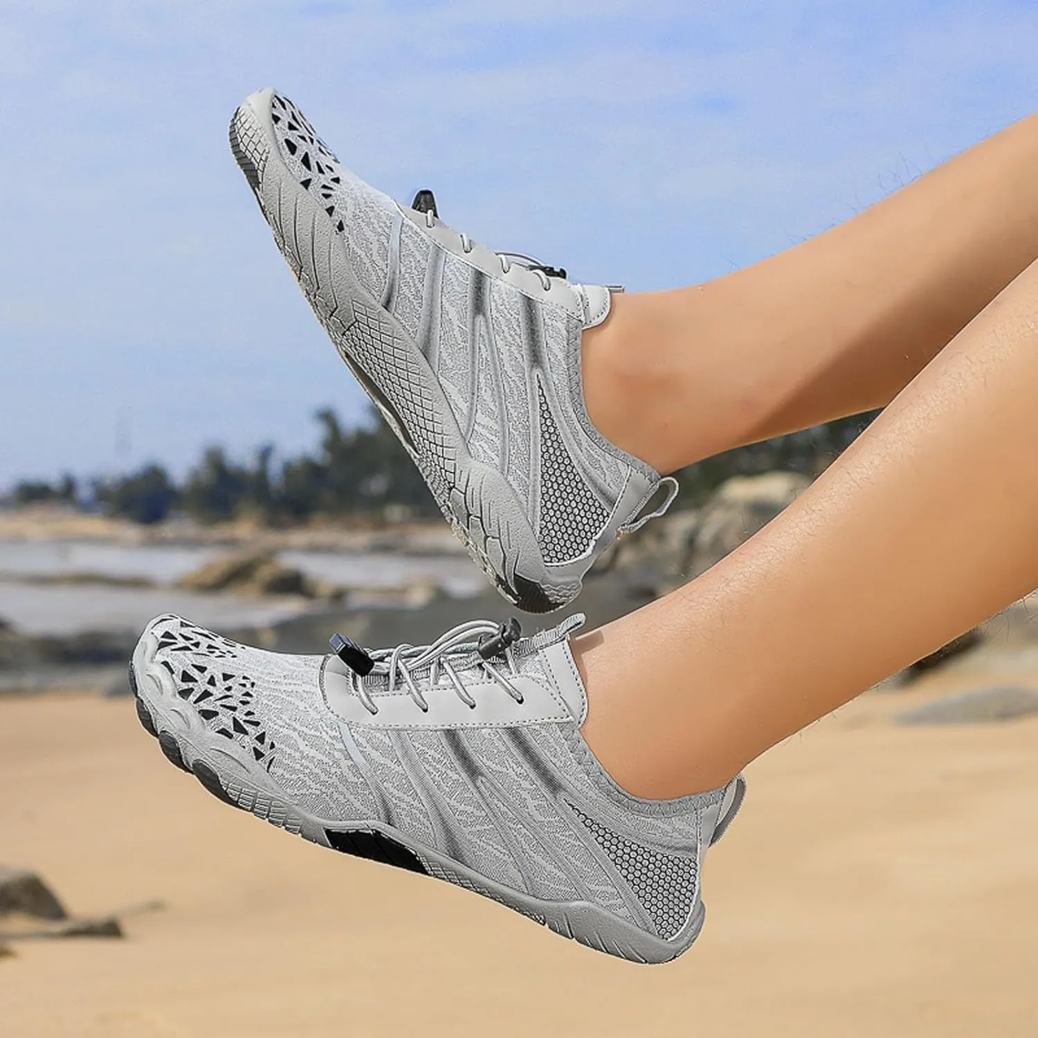 Couples All Seasons Five Finger Water Shoes Swimming Shoes Men and Women Multifunctional Yoga Shoes Barefoot Shoes Women