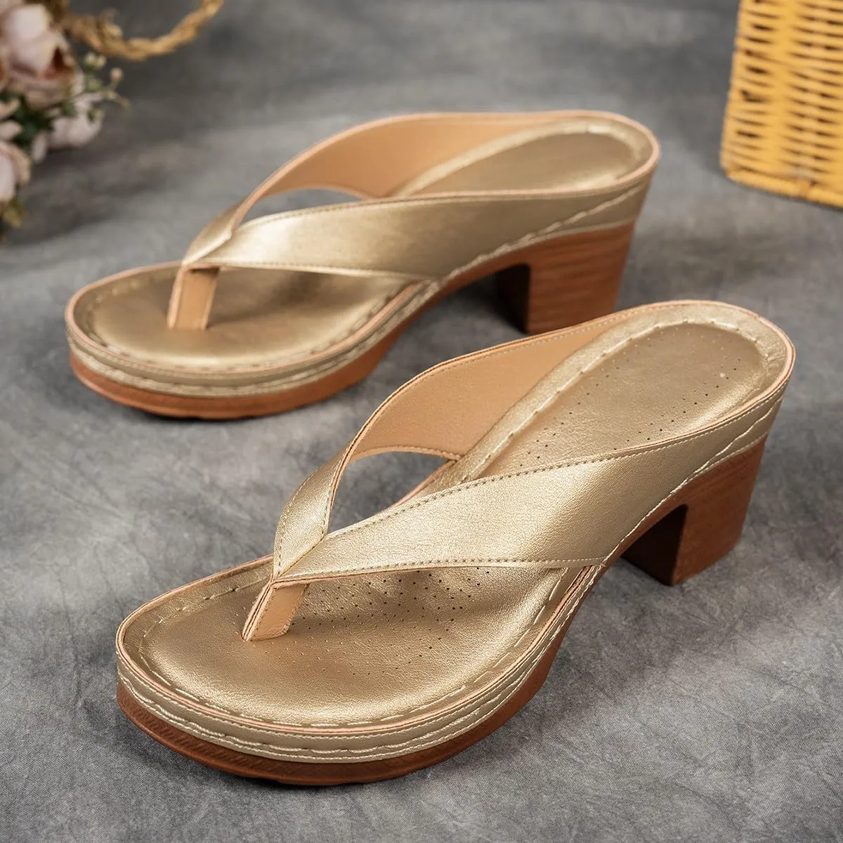 Heeled Sandals for Women Flip Flops Slip On Open Toe Chunky Heel Thong Slide 2025 Women's Summer Dressy Block Heel Fashion Dress Comfortable Bridal Party Wedding Shoes Casual Mules