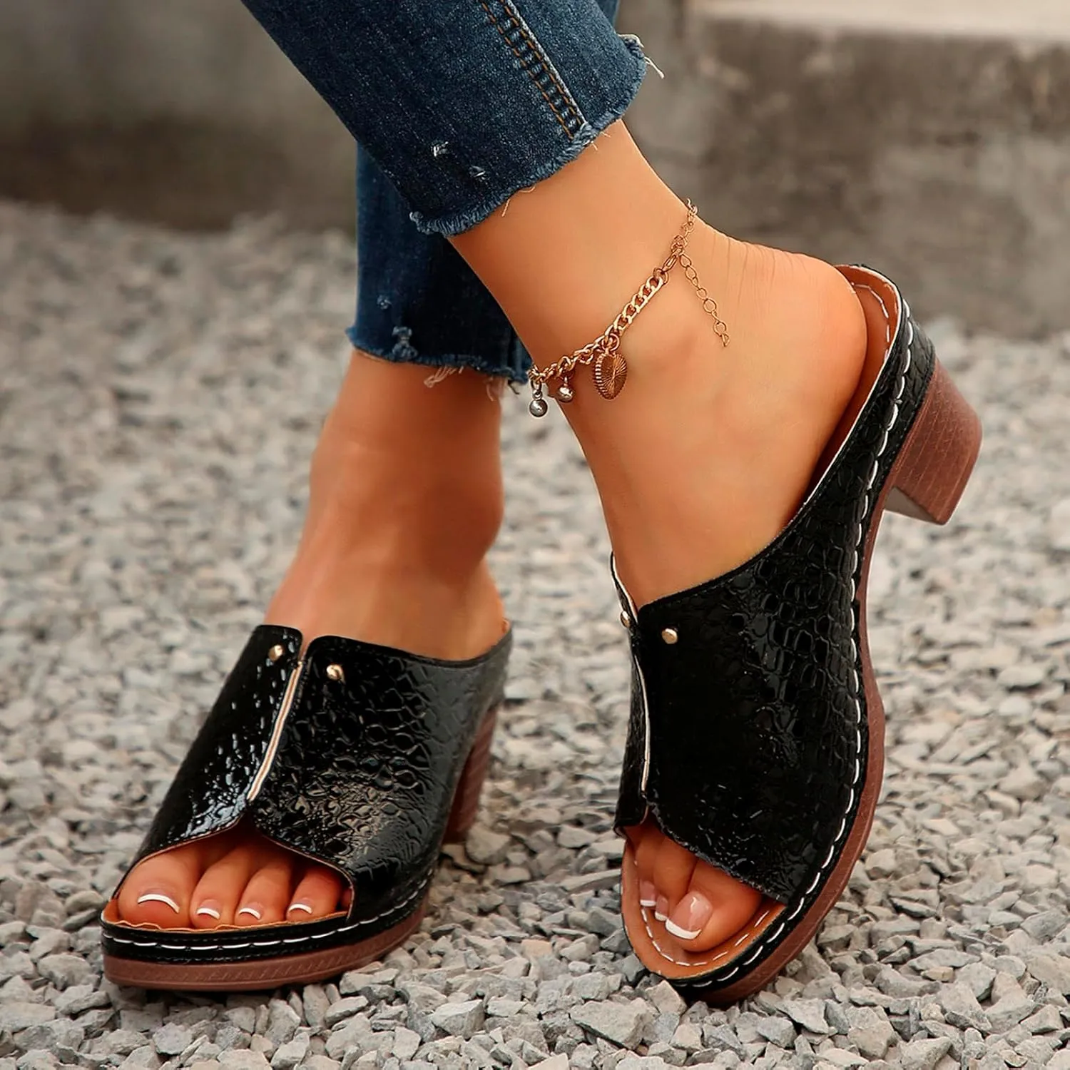 Ladies Summer Casual Bright Leather Solid Color Large Size High Heel Thick Bottom Beach Jelly Sandals for Women Heel