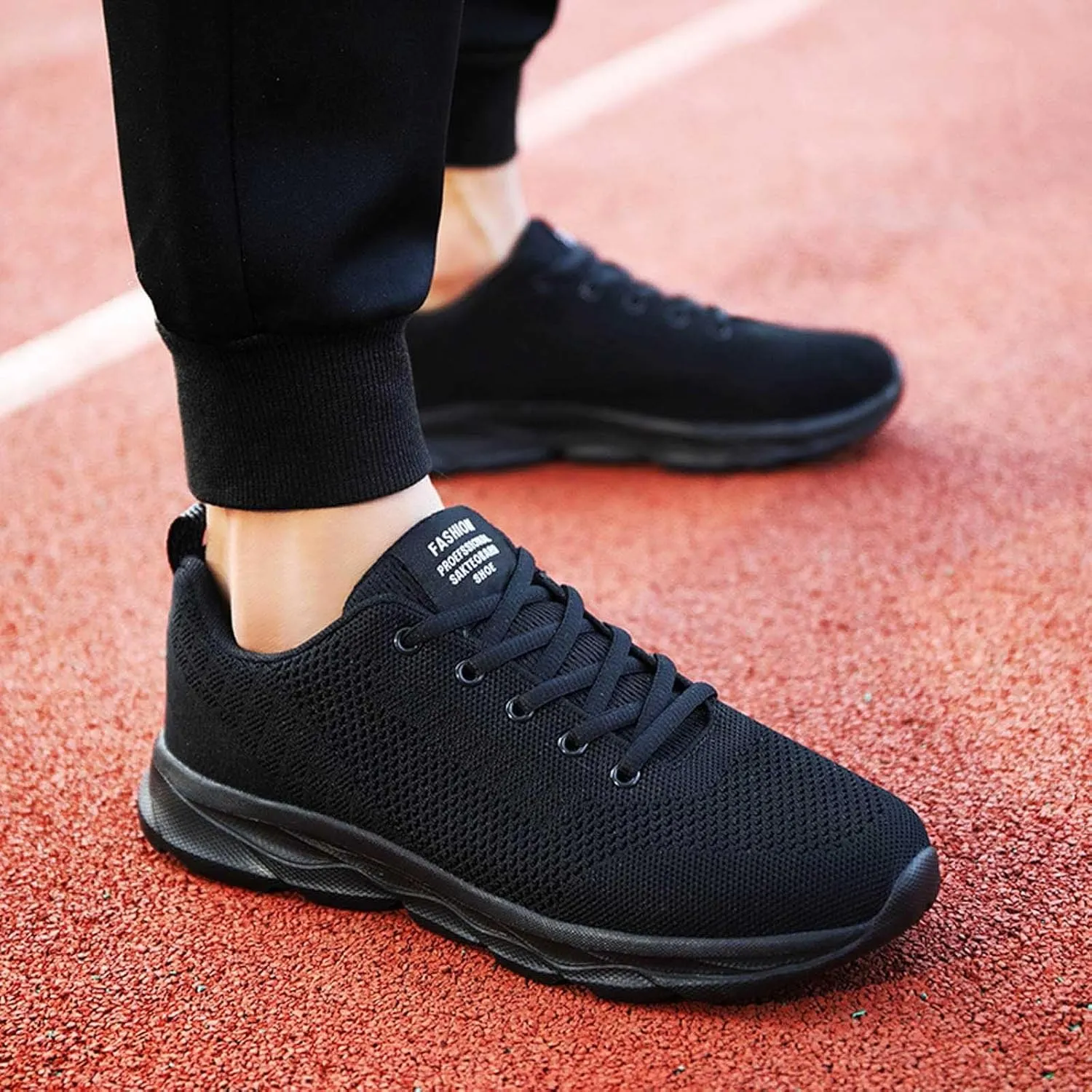 Lovers Fashion Mesh Breathable Flying Woven Sneakers for Men and Women Color Matching Casual Mens Fashion Sneaker Boots