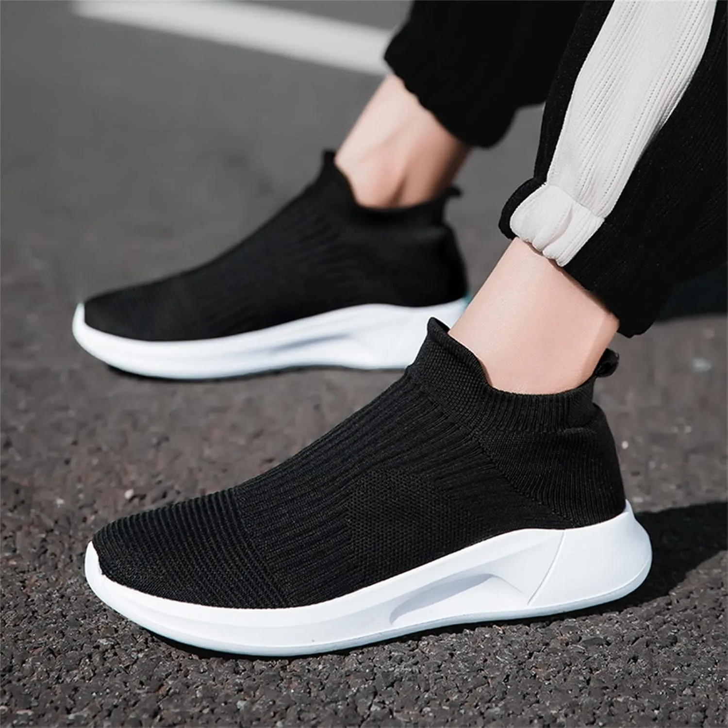 Mens Tennis Shoes Fashion Spring and Summer Men Sports Shoes Flat Bottom Lightweight Slip On Fly Woven Mesh Breathable