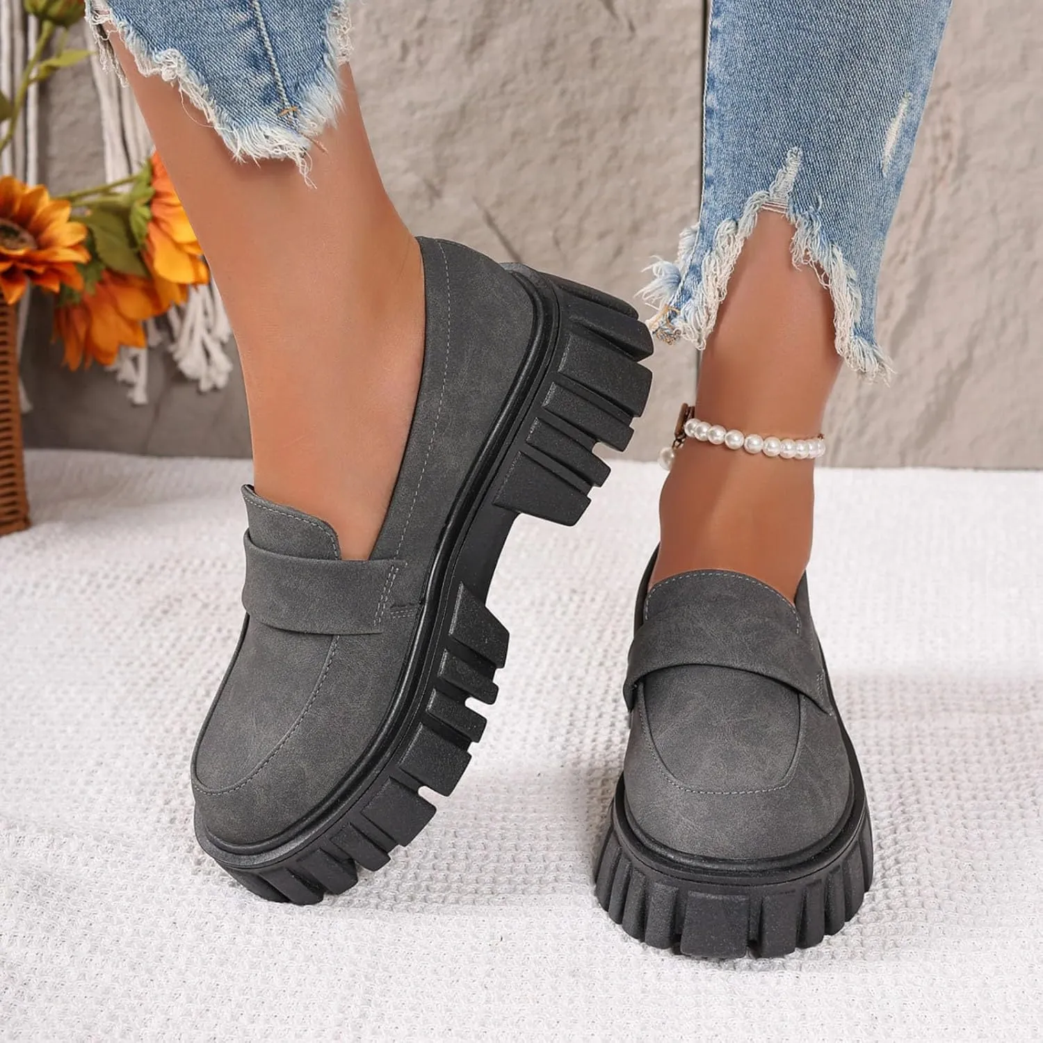 Slip-On Loafers for Women Leather Work Shoe Chunky Business Shoe Comfortable Dress Shoes Casual Platform Shoes