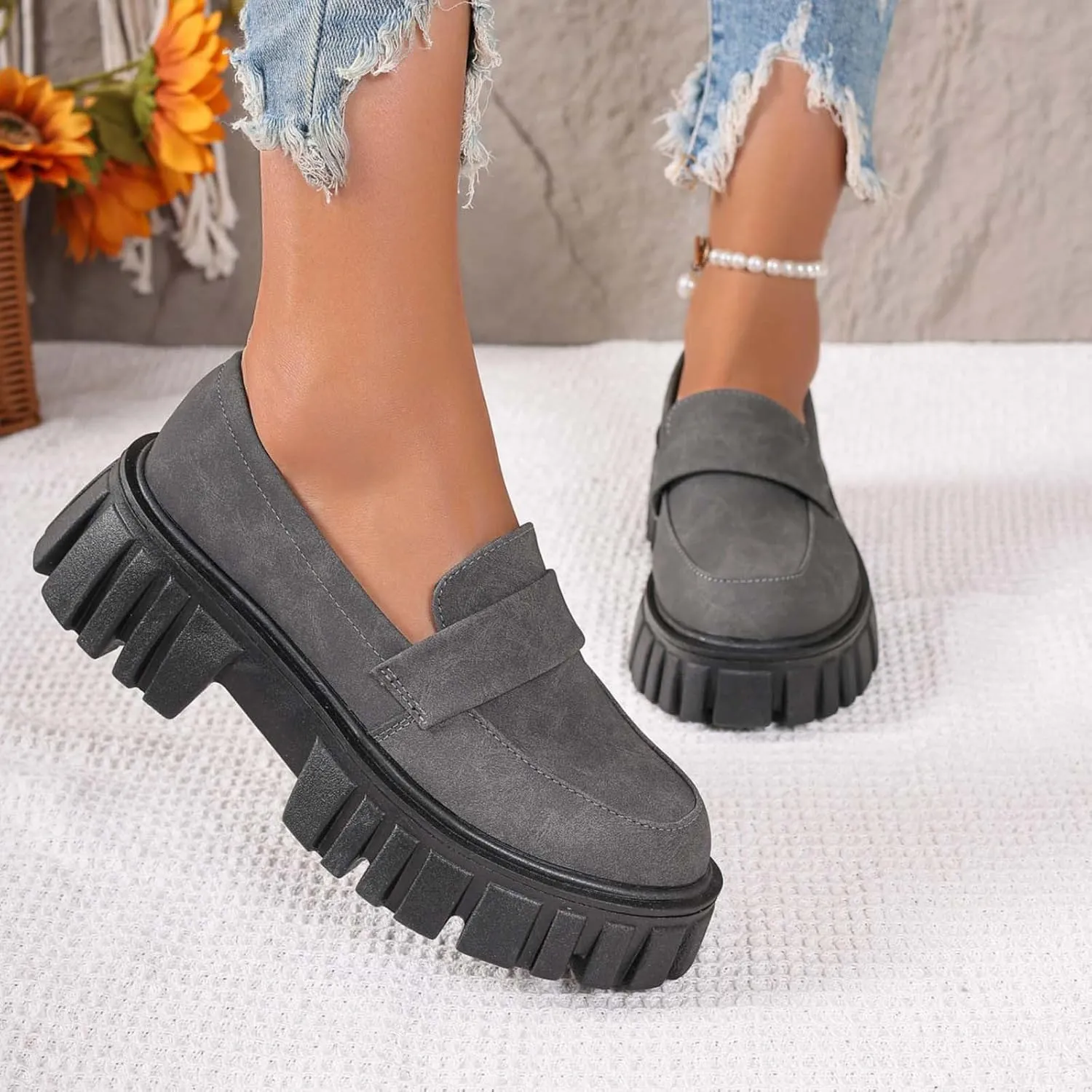 Slip-On Loafers for Women Leather Work Shoe Chunky Business Shoe Comfortable Dress Shoes Casual Platform Shoes