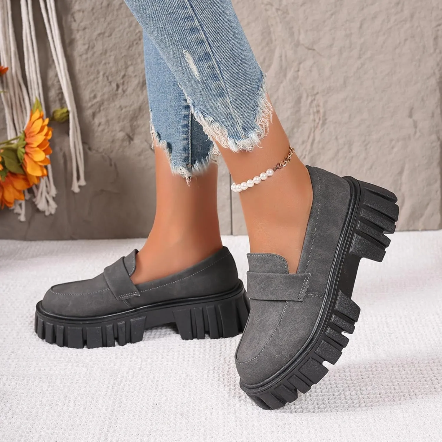 Slip-On Loafers for Women Leather Work Shoe Chunky Business Shoe Comfortable Dress Shoes Casual Platform Shoes