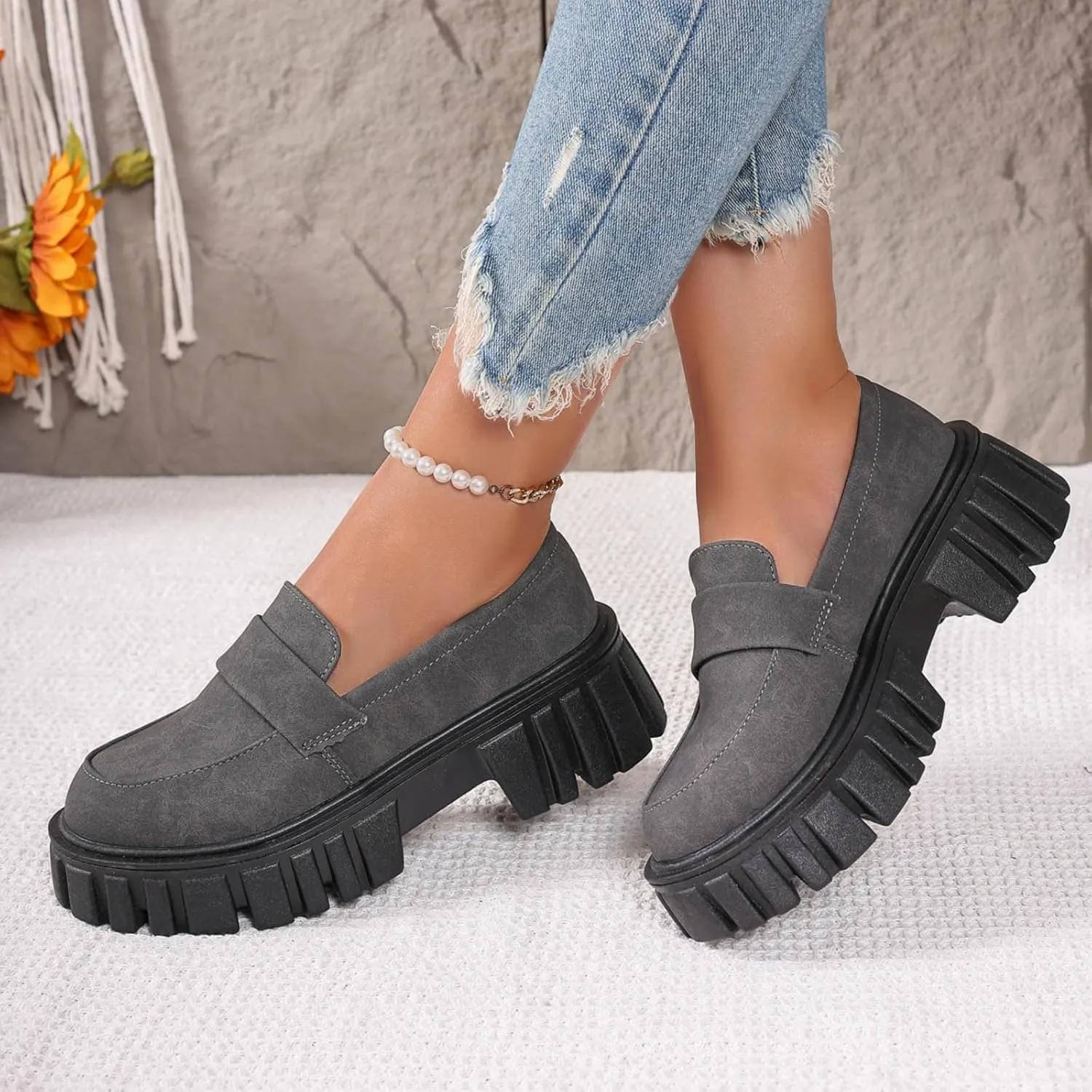 Slip-On Loafers for Women Leather Work Shoe Chunky Business Shoe Comfortable Dress Shoes Casual Platform Shoes