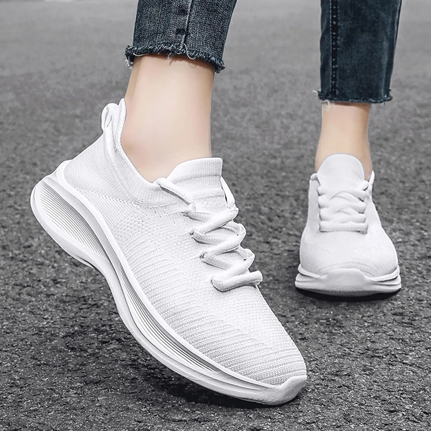 Tennis Walking Shoes Men Sports Shoes Fashionable Simple and Solid Color The New Pattern Summer Mesh Breathable