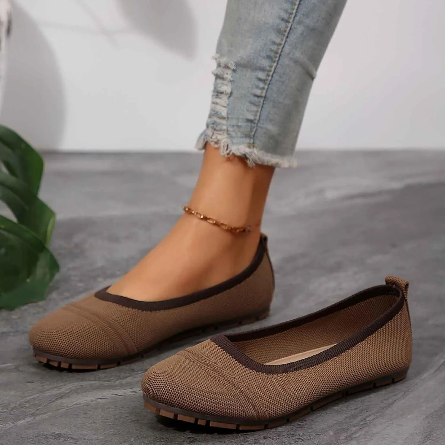 Women Casual Shoes Slip On Round Toe Comfortable Flat Ballet for Walking Work Dressy Everyday Wear