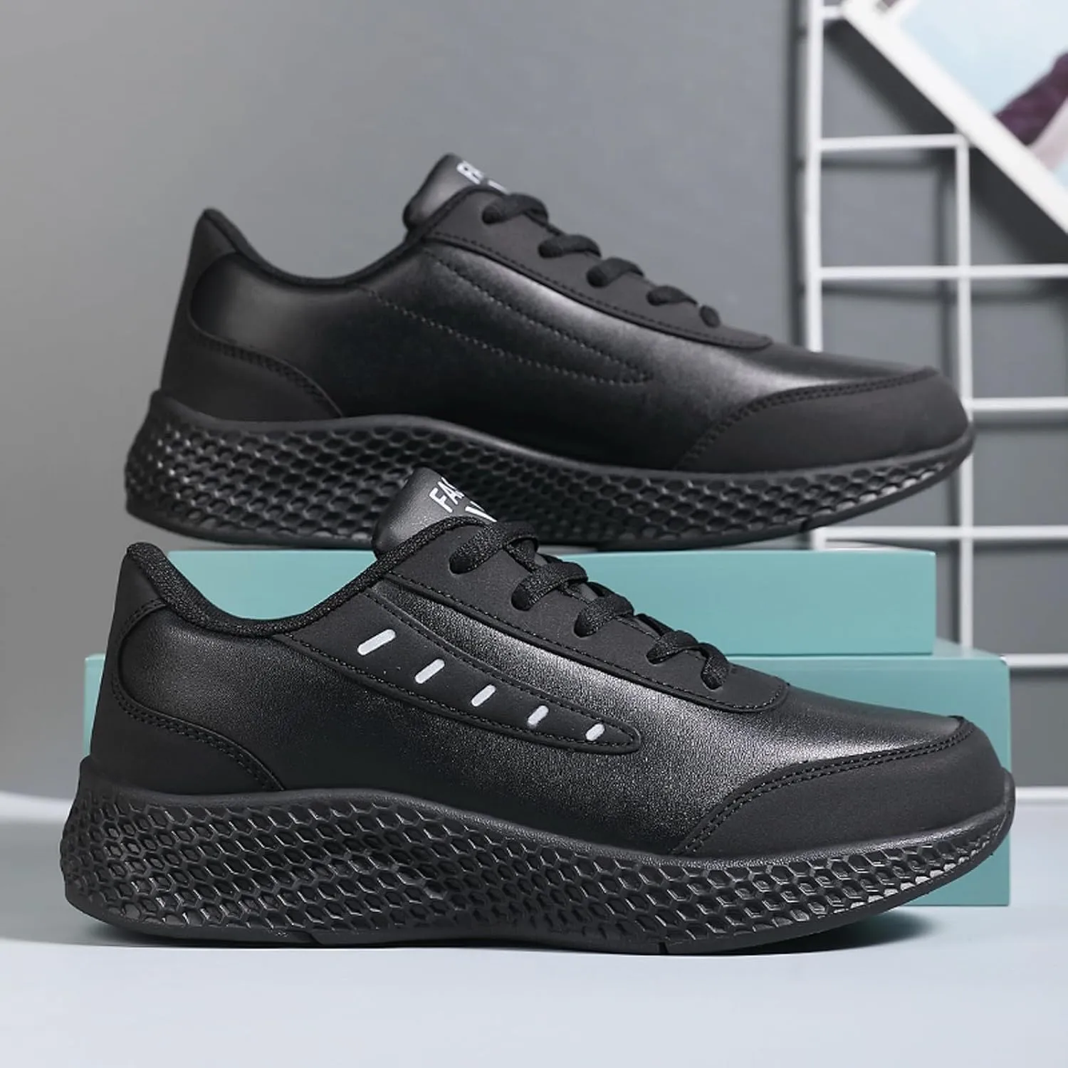 Women Sports Shoes Fashionable New Pattern Solid Color Thick Bottom Flat Bottom Comfortable Lace Up Non Slip Shoes Bear Star Shoes