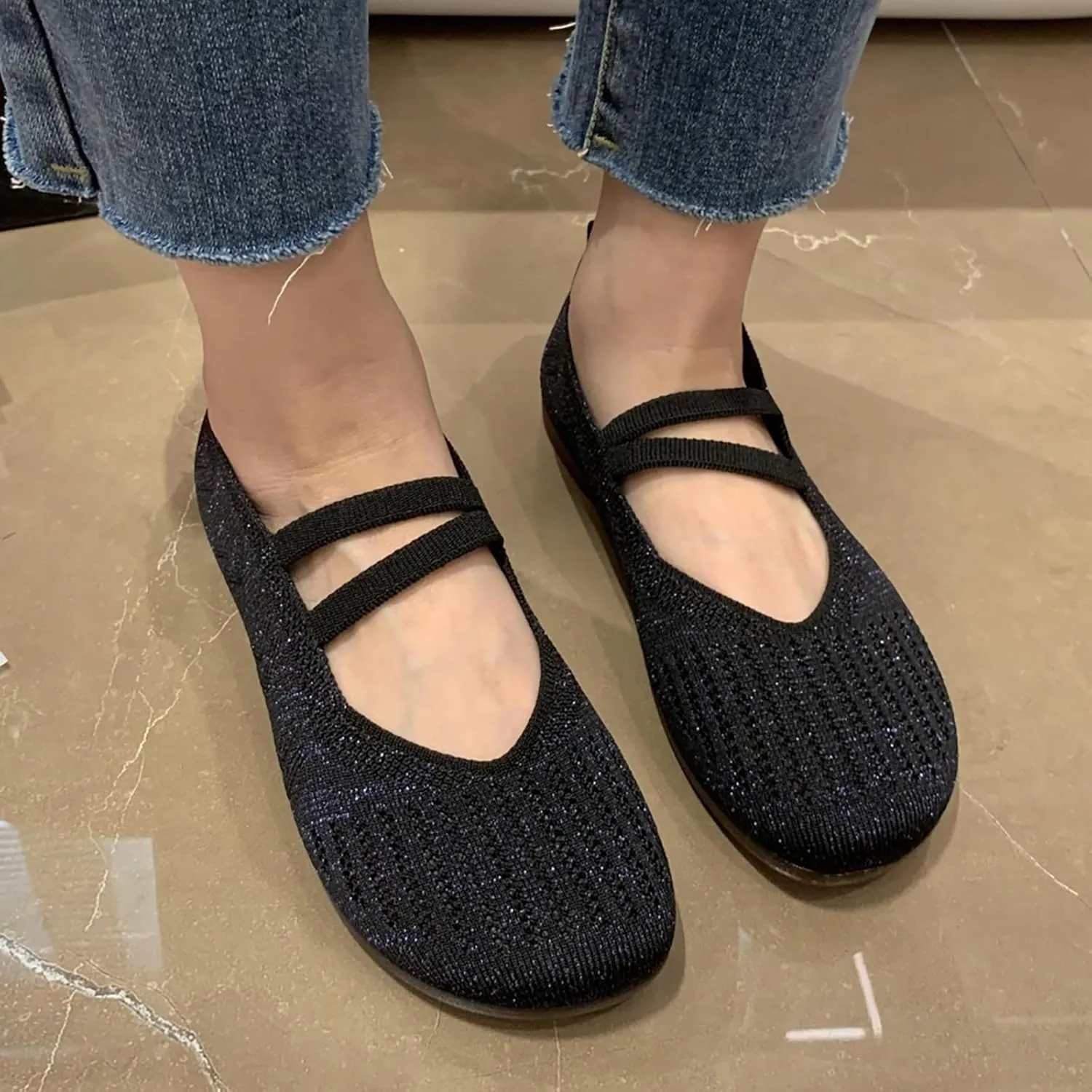 Women's Casual Shoe Comfortable Lightweight Slip On Breathable Mesh Design Ideal Everyday Wear Ladies Smart Shoes
