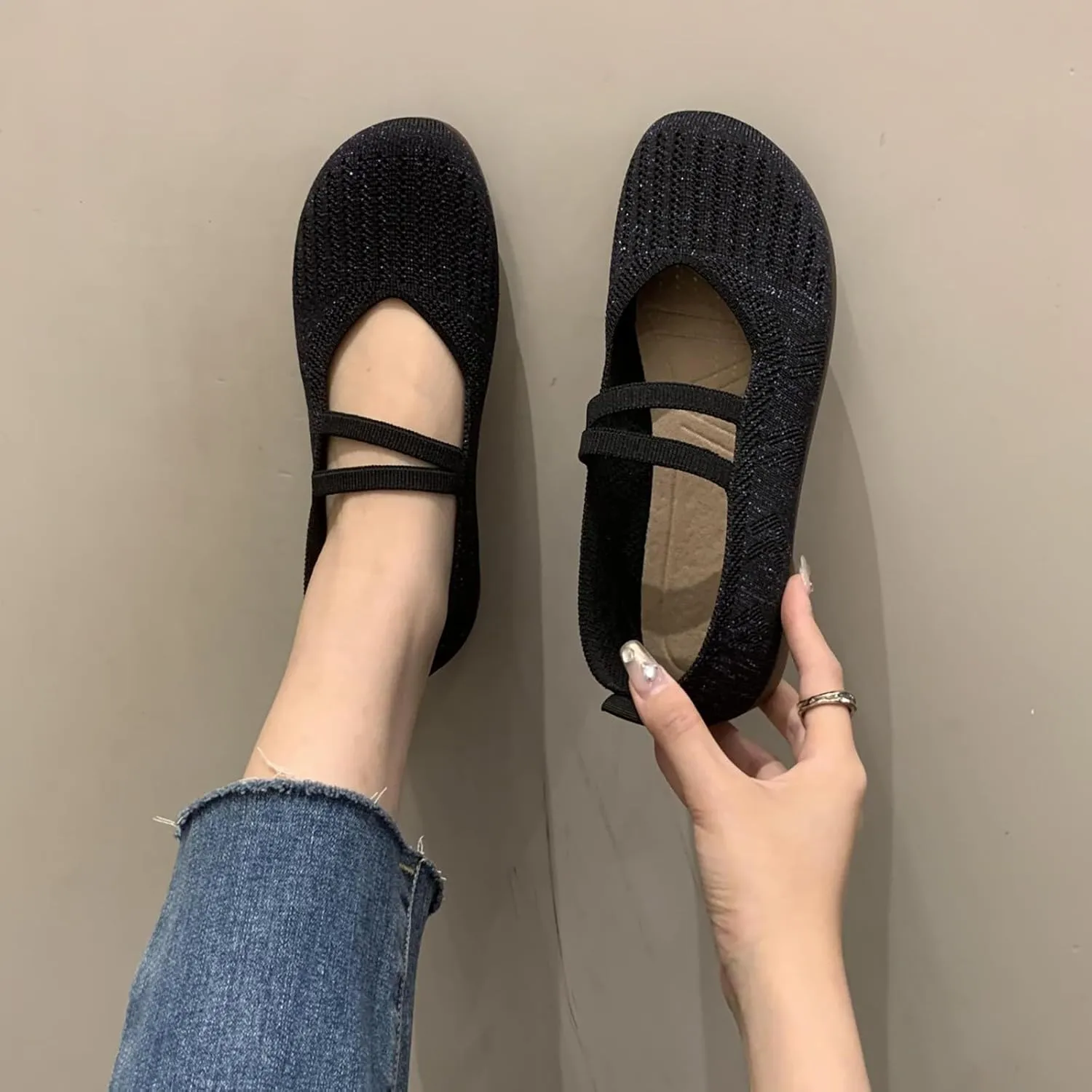 Women's Casual Shoe Comfortable Lightweight Slip On Breathable Mesh Design Ideal Everyday Wear Ladies Smart Shoes