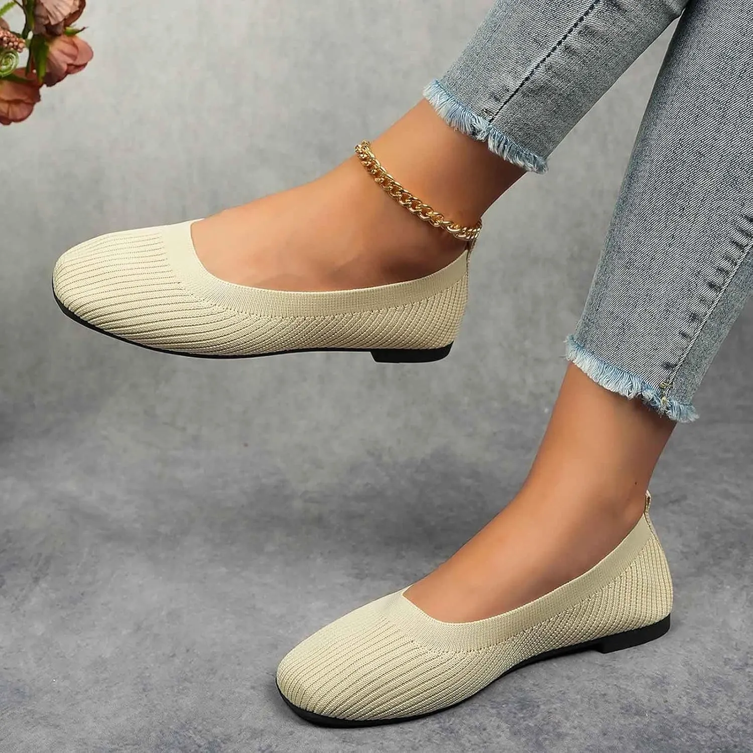 Women's Casual Slip On Loafers Breathable Comfortable Flat Shoes for Daily Wear with Jeans Shorts Pants Spring