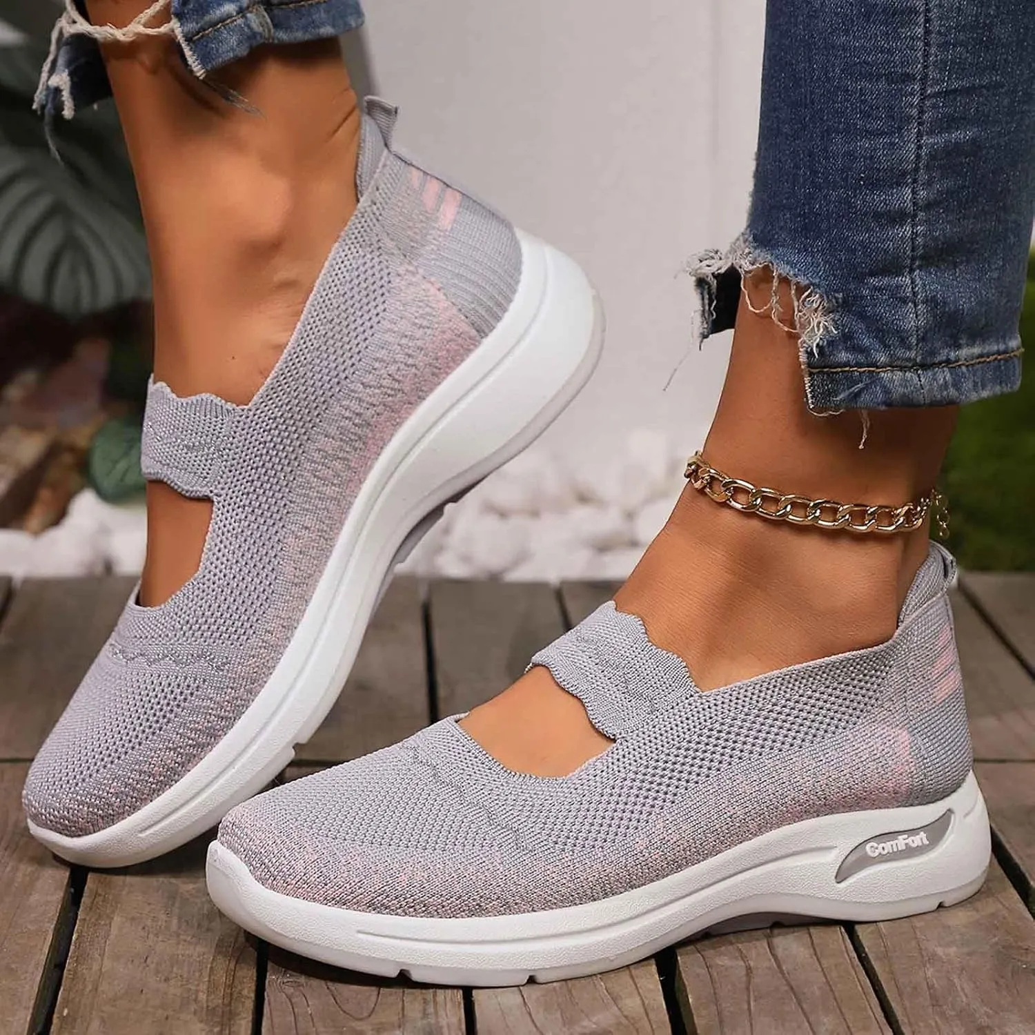 Women's Casual Slip On Shoes Breathable Lightweight Low Heel Sneakers Comfort Womens Casual Flat Sandals