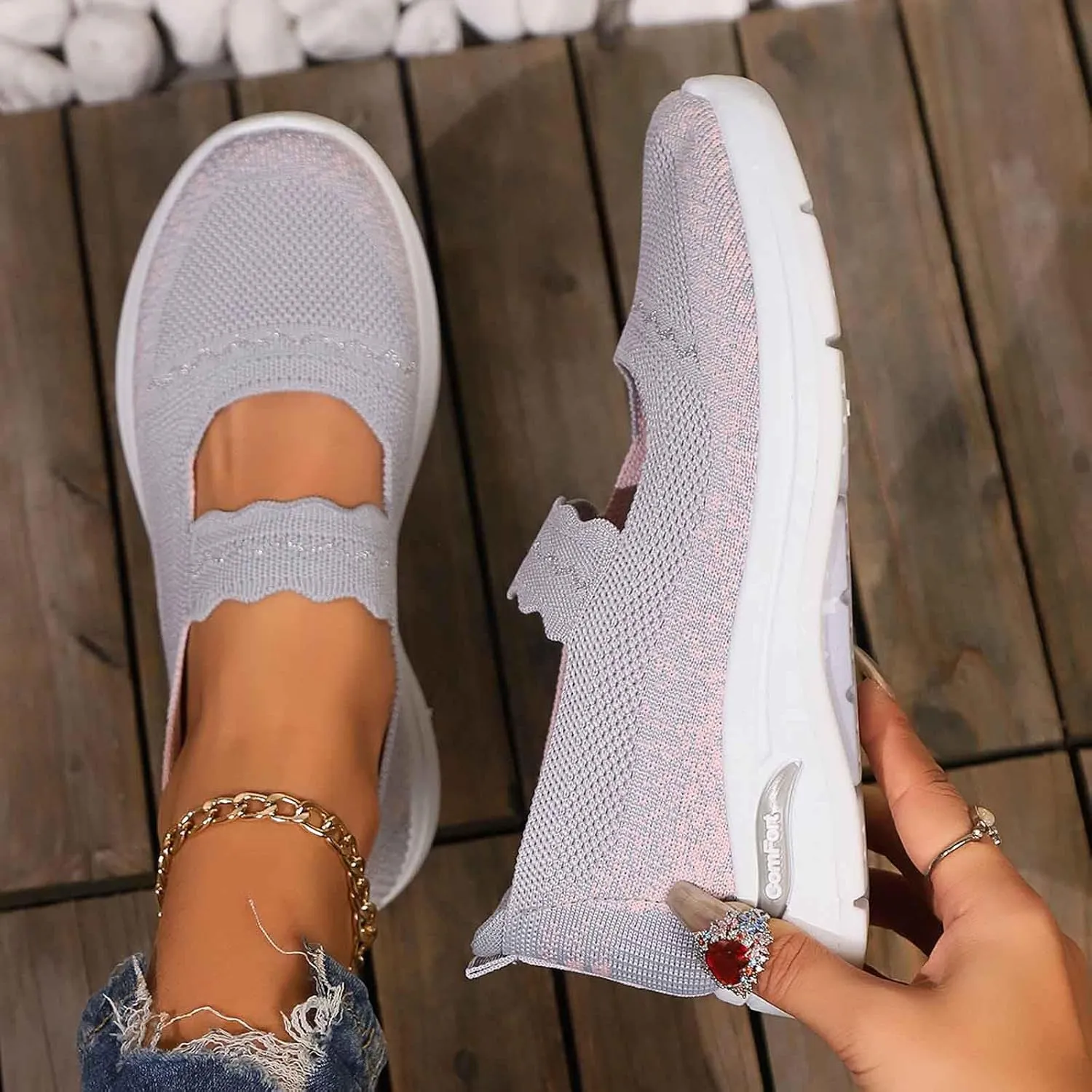 Women's Casual Slip On Shoes Breathable Lightweight Low Heel Sneakers Comfort Womens Casual Flat Sandals