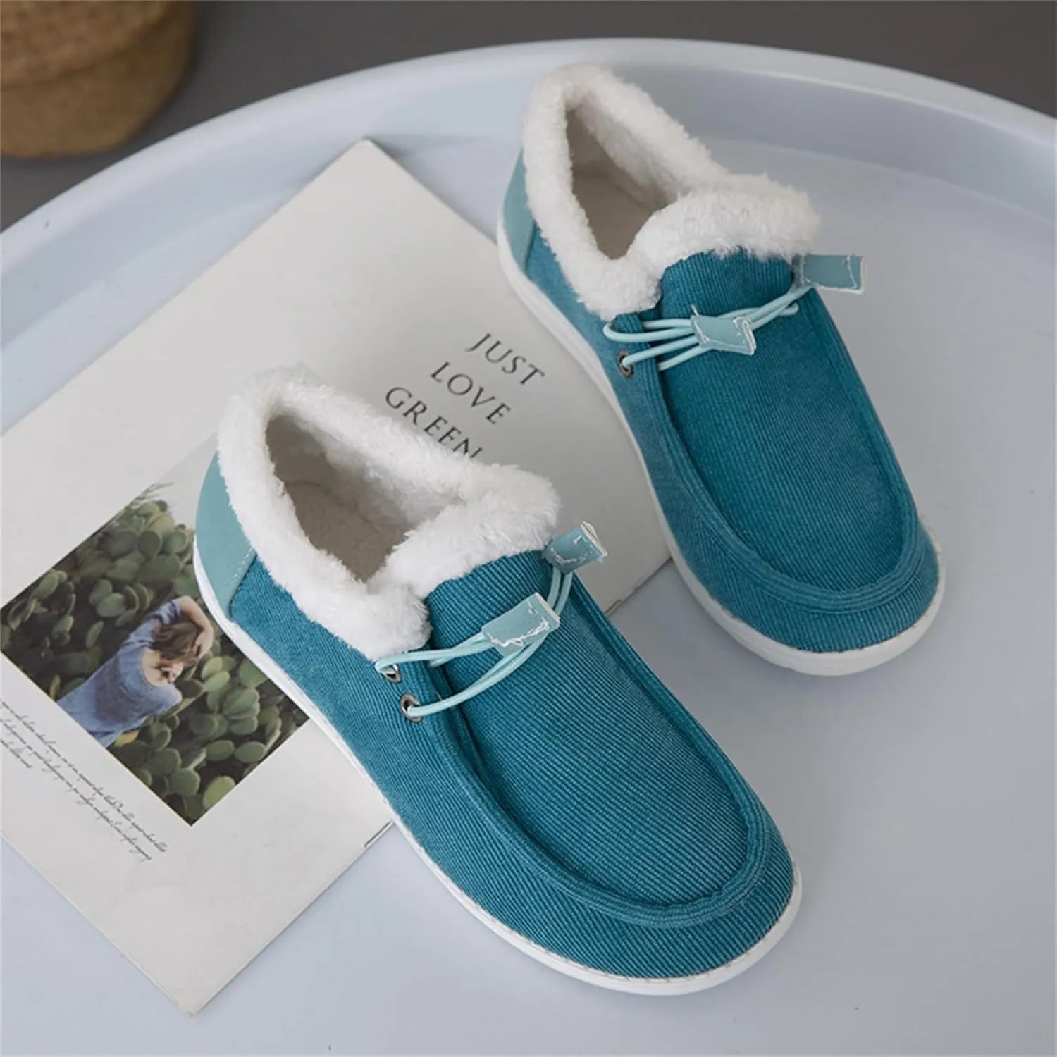 Womens Shoes Fall 2024Womens White Sneakers Mens Loafers Casual Slip On Solid Color Comfy Casual Christmas Shoes for Women Athletic Comfortable Dressy Slip on