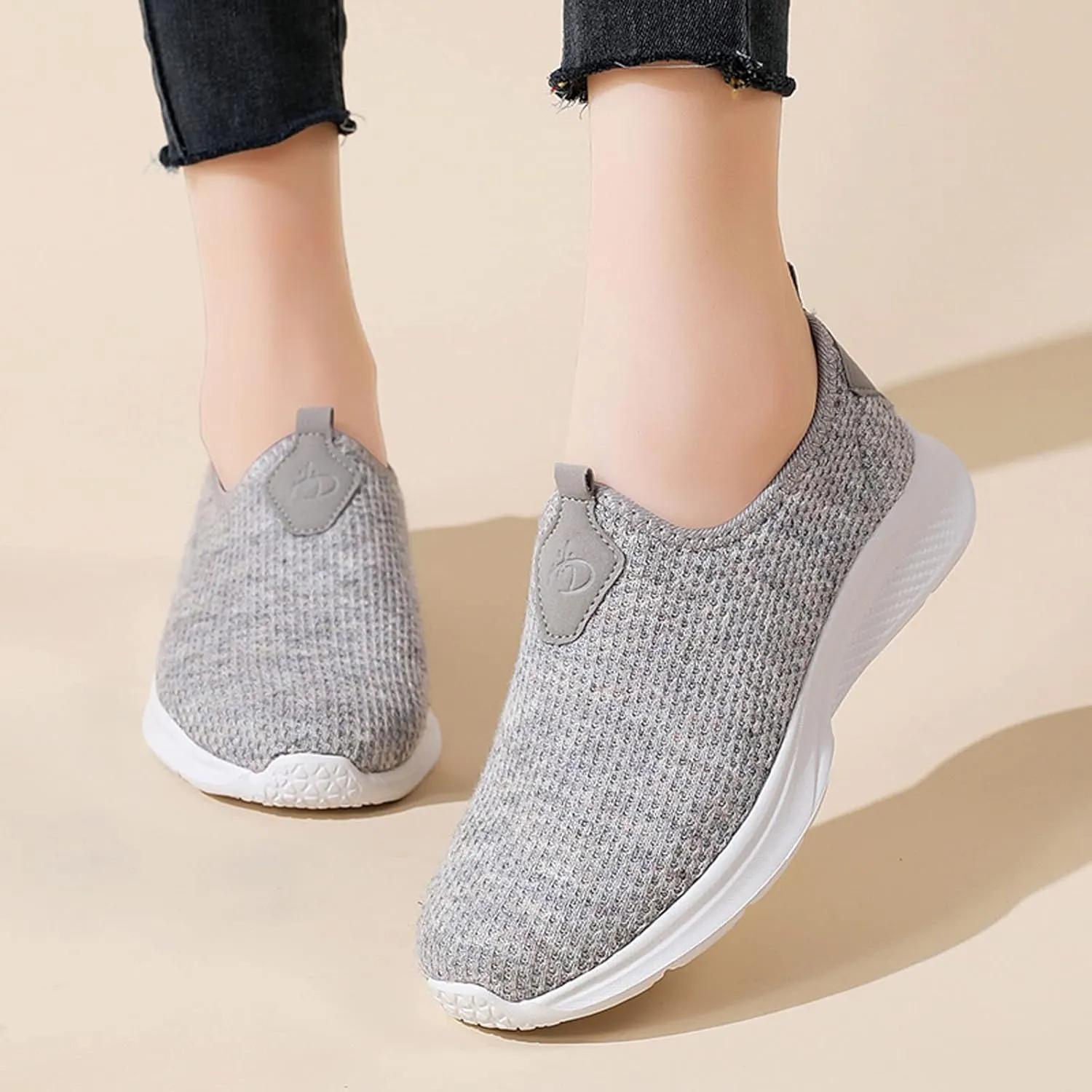 Womens White Tennis Shoes Platform Sneakers for Women Fashion Workout Shoes for Women Round Toe Slip On Casual Mens Loafers White Sneakers Men Wide